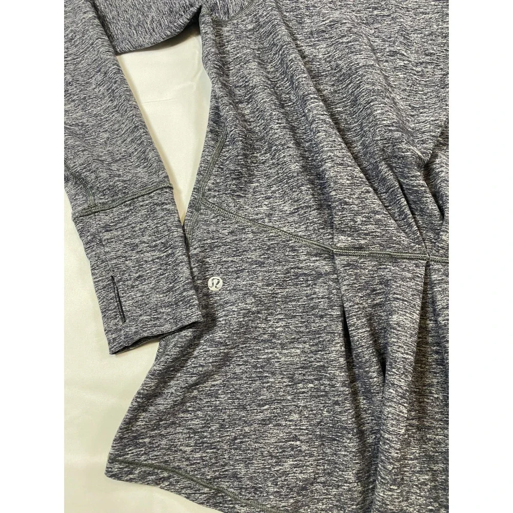 Lululemon Grey Space Dye‎ Mock Neck Long Sleeve Peplum Back Thumbhole Top Size 8